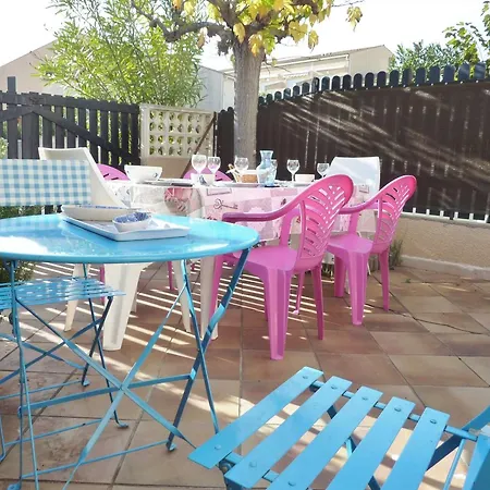 Charmante Maison Mitoyenne Avec Terrasse, 2 Pour 5 Pers, En Plein Centre De - Fr-1-387-130 *