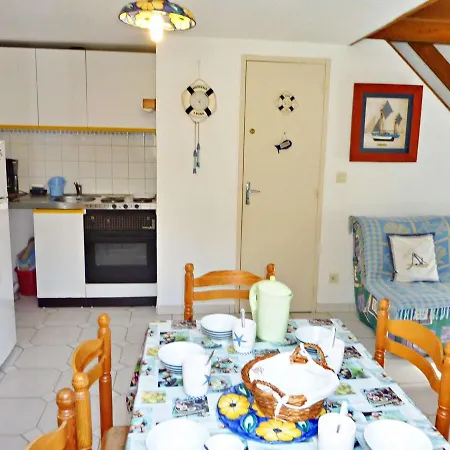 Charmante Maison Mitoyenne Avec Terrasse, 2 Pour 5 Pers, En Plein Centre De - Fr-1-387-130 Holiday home *